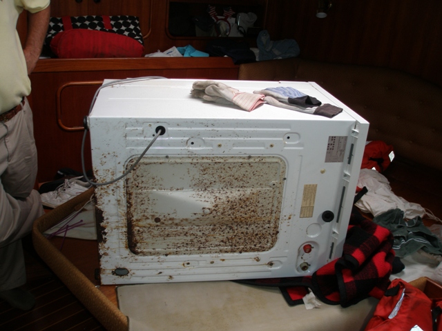 Washing Machine in Aft Cabin